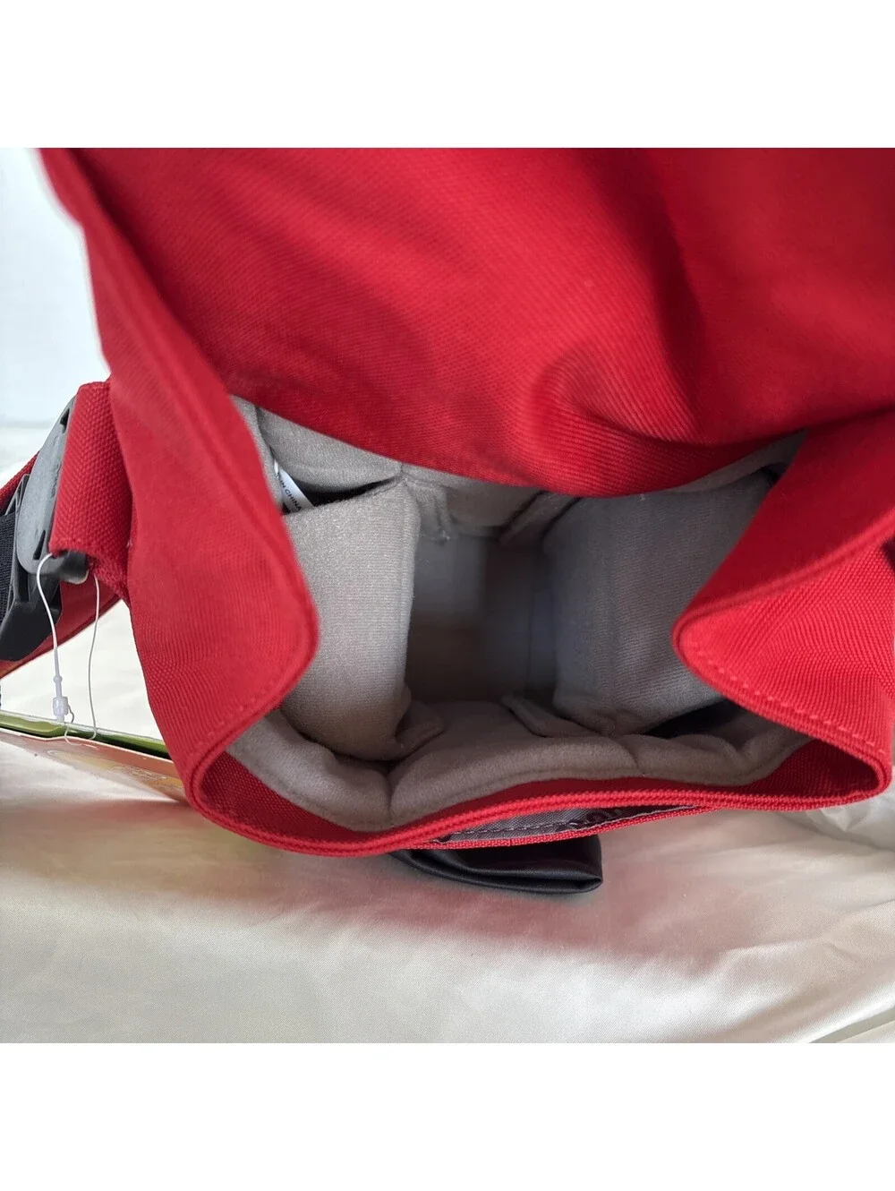 Hugger Crossbody Camera Bag K100